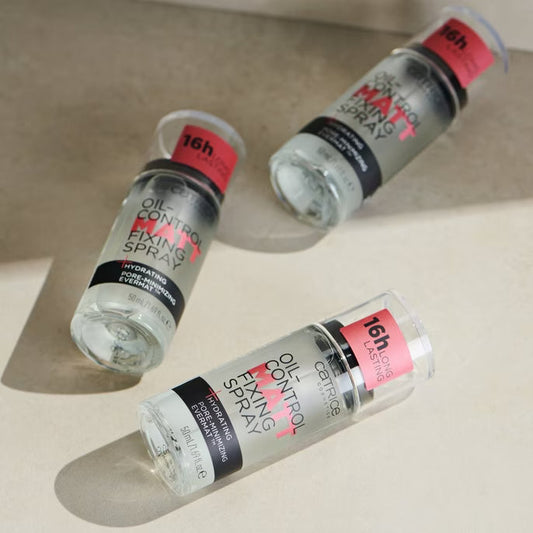 Catrice Oil-Control Matt Fixing Sprej za lice