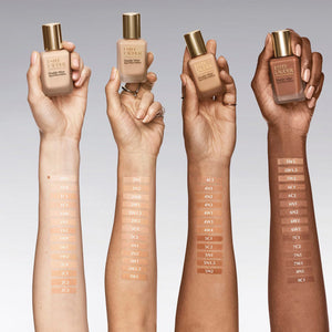 Double Wear Stay-in-Place Longwear Matte Foundation SPF 10