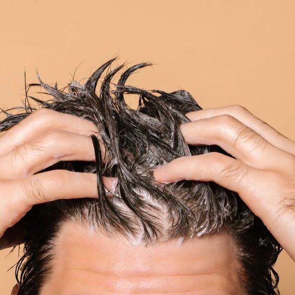 OLAPLEX Nº.4 BOND MAINTENANCE SHAMPOO