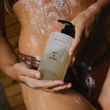 Salt & Stone Body Wash (Black Rose & Oud)