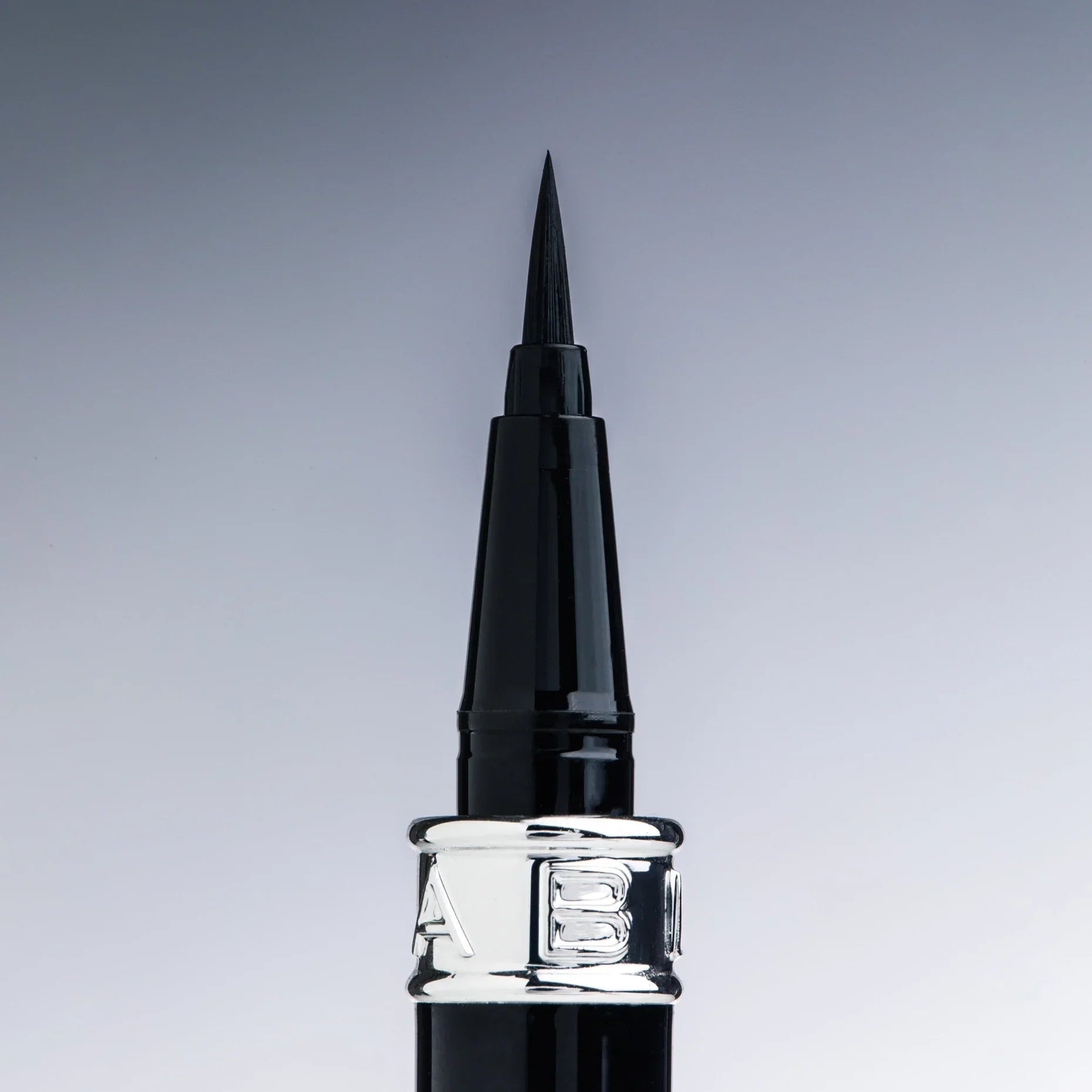 Nabla True Signature Liner